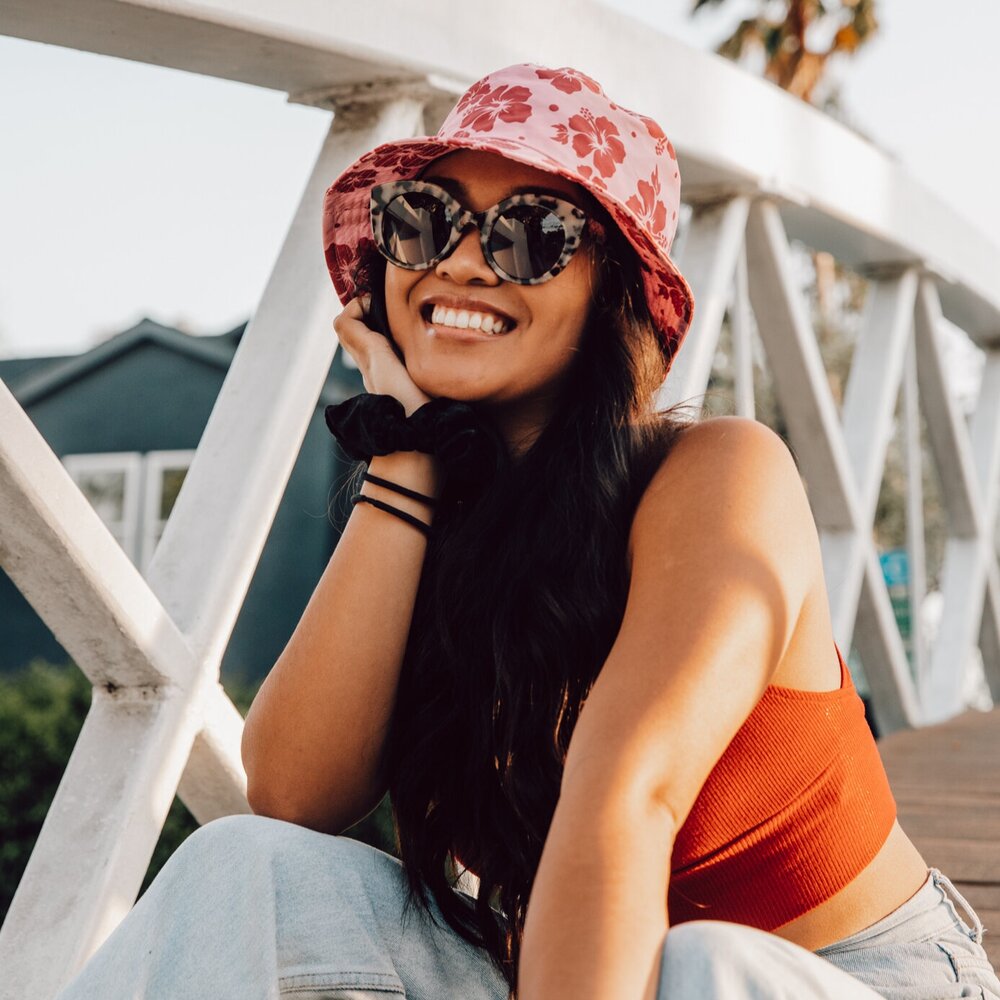 AMOUR Tortoise Sunglasses