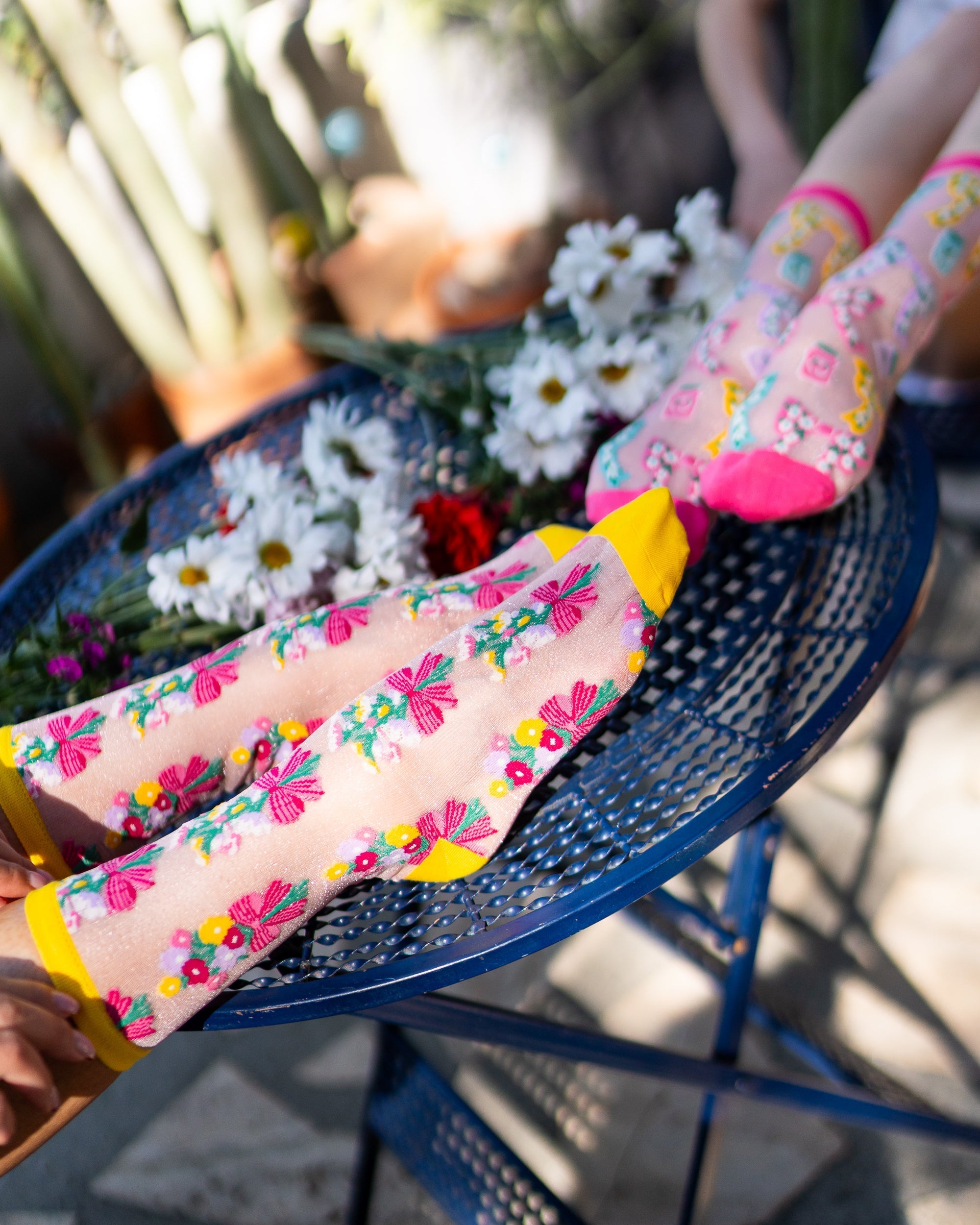 Bouquets All Day Shimmer Sheer Crew Sock