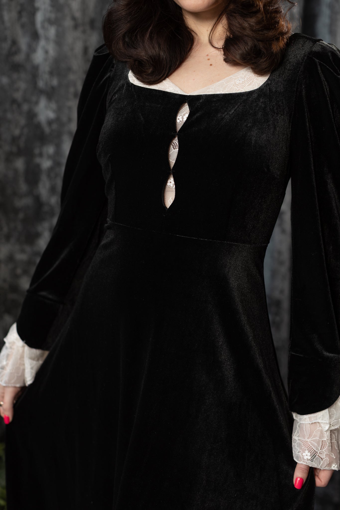 CORA - Velvet Mourning Midi Dress