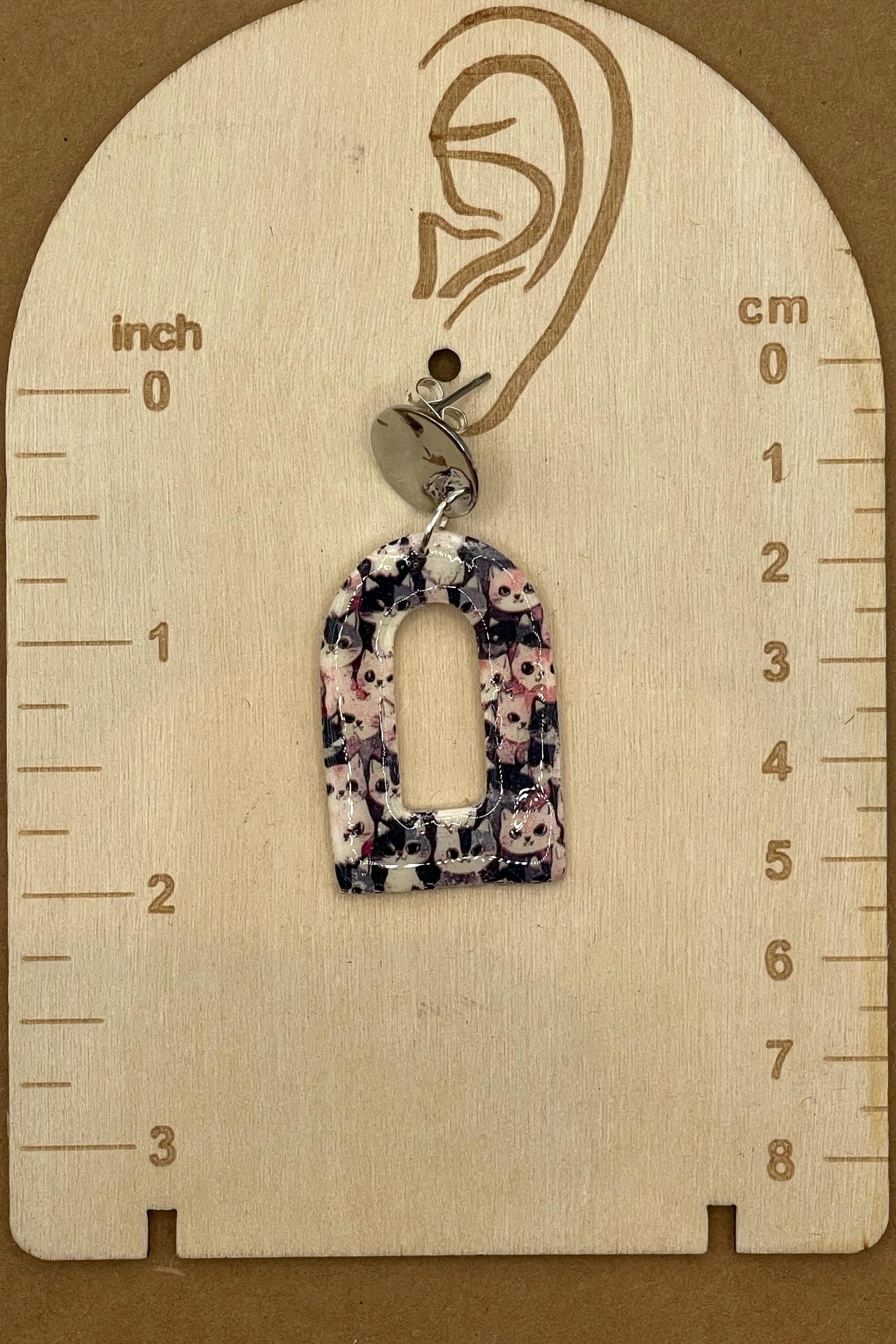 Cat Lover - Retro Kitty Printed Arched Dangle Earrings: Handmade Polymer Clay