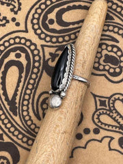 Danielle - Black Teardrop Onyx Ring